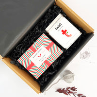 Gift set with 'twist' product and festive trivia book in a box