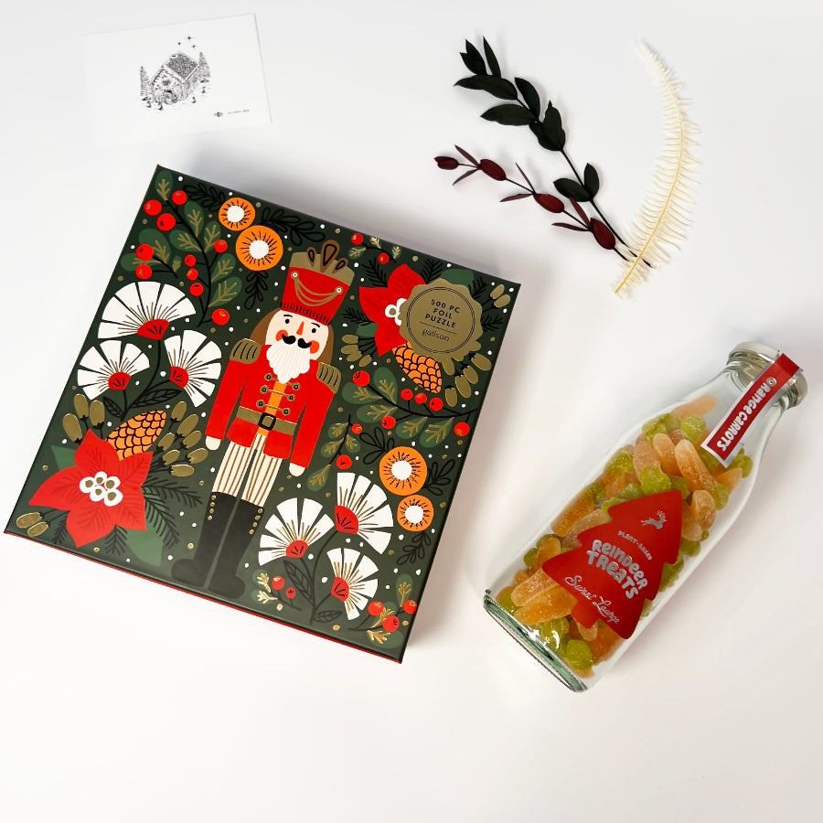 Nutcracker Jigsaw Puzzle & Reindeer Sweets Gift Set