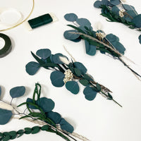 Make Your Own Christmas Wreath Kit